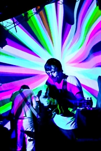 © Michael Forester Caribou Live